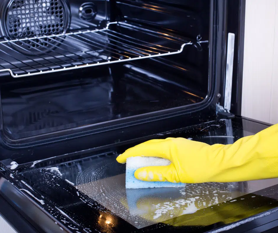 How to Make Oven Cleaning a Breeze