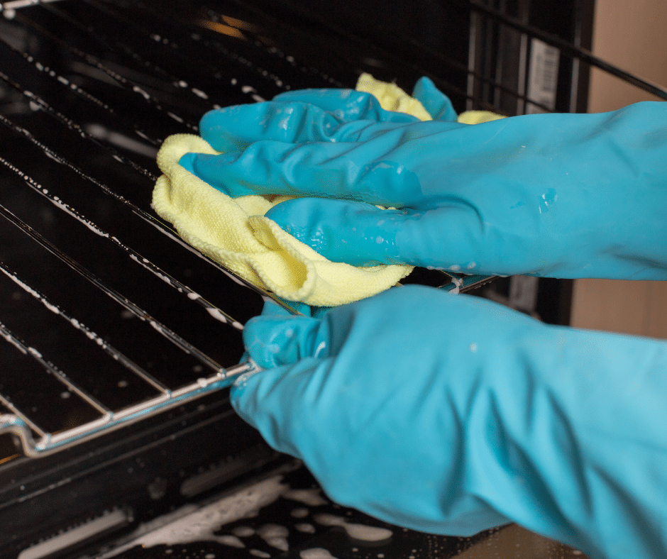 Step-by-Step Guide to Cleaning Your Oven