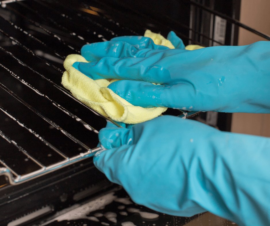 Step-by-Step Guide to Cleaning Your Oven