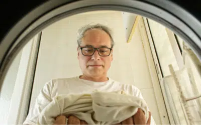 Should You Wash Your Clothes Inside Out?