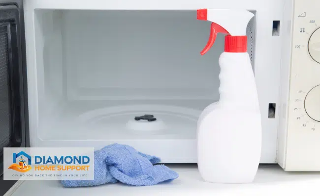 Cleaning and Deodorising Microwaves