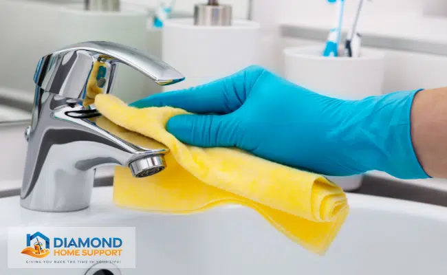 How to Remove Limescale on Your Taps With a Lemon