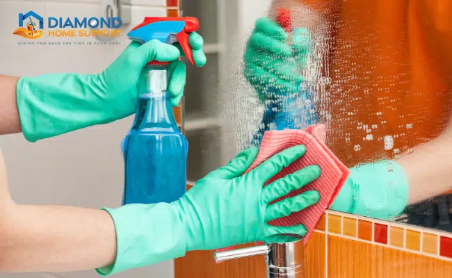 top tips for cleaning mirrors